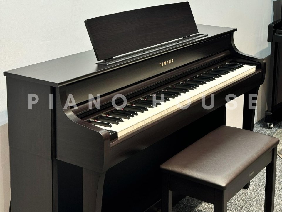 Hình ảnh chi tiết YAMAHA CLP-845 R góc chụp 2